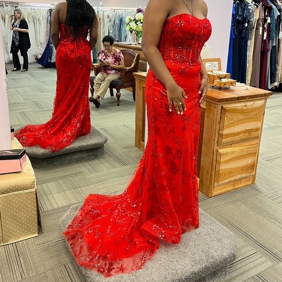 Colette, Size 10,  Candy Apple - Picture 3 of 8